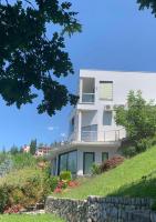 Villa Balevski & by The Lake - B&B Ocrida