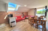 Appartement spacieux Au Petit Bois La Féclaz - B&B La Féclaz