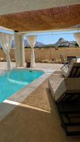 Theros Suite, Private Pool Retreat in Skyros - Bed and Breakfast Skýros