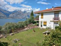 Panoramic Lake View & Garden Apartment - Bed and Breakfast Malcesine