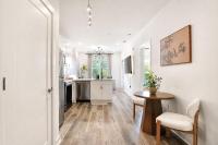 Modern 1BR Condo in O4W - Prime ATL Location 525Pkwy205 - Ferienwohnung Atlanta