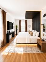 Midnight Luxe Suite with Walkable Area and Free Parking - B&B Atlanta