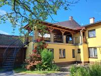 Apartmán Moravská brána, s terasou, masážemi a cyklostezkou - B&B Lipník nad Bečvou