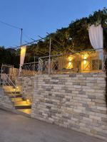 THEONprivehouse - Chambres d'hôtes Koínyra