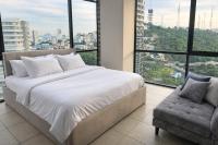 Departamento vista a la ciudad en Puerto Santa Ana, Bellini - Bed and Breakfast Guayaquil