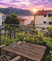 Bi De Luxe Apartment - B&B Bijela
