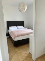 Sosnowy Nadmorski Zakątek blisko plaży z parkingiem - Bed and Breakfast Stegna