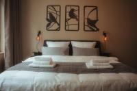 RICH Apartments - 2-Zimmer-Cityapartment - Kingsize - Parkplatz - B&B Bielefeld
