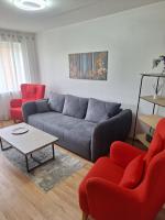 Spacious & sunny apartment with a balcony - Chambres d'hôtes Tartu