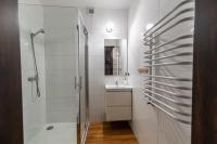 Camera Familiare con Bagno Privato