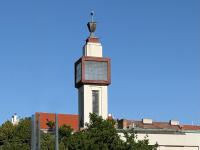 Vrsovice Square View Apartment - B&B Prague