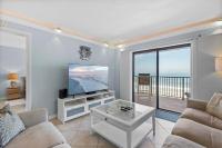 313 - Dazzling Oceanfront 2/2 - B&B New Smyrna Beach