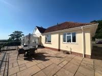 Spacious family Bungalow with beautiful views - Chambres d'hôtes Draycott