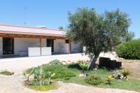 Tenuta Petra Chiara - Bed and Breakfast Torre Lapillo
