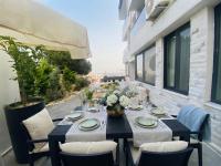 Appartamento con 2 Camere da Letto e Vista Giardino 