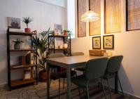 Curated Vintage Athenian apartment with Acropolis view - B&B Atenas
