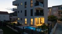 Sajn Residence with Private Pool - Ferienwohnung Seget Vranjica