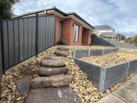 Connecting Palms - Doreen - Luxury Holiday Home with 4 x Extra Large Bedrooms & Free EV Dock! - B&B Drouin