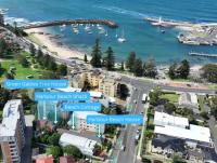 Cozy Loft Beach House - B&B Wollongong
