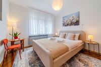Family Friendly Apartment With Parking - Happy Rentals - Bed and Breakfast Zagreb