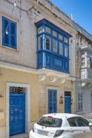 New to the market - 4BR Home in central Sliema by SF Homes - Bed and Breakfast Sliema