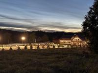Agroturystyka Myślinów - Black Horse Bar&Grill - Chambres d'hôtes Męcinka