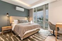 The Mira Hermanus Whispering Waves 305 - Bed and Breakfast Hermanus