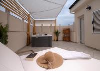 Delux Oasis Hvar - B&B Lesina