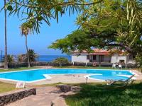 Bright 1BR Apartment with Ocean Views & Pool - Bed and Breakfast Santiago del Teide