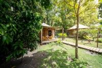 Bungalow Hibiscus, les pieds dans l'eau - B&B Les Anses-d'Arlet
