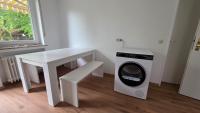 4 Rooms, big parking place, highspeed Wifi, Washing Machine, Dryer - fully equipped - B&B Bielefeld