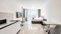 1 room Apartment with AC, Vienna Gate 2 - Ferienwohnung Bratislava