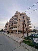 Araminta 2-BR Apartment & Balcony in Larnaca - Bed and Breakfast Larnaca