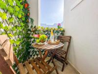 Stylish 2Br Apartment in Harhoura 5 min to Beach & Free Parking - Ferienwohnung Temara