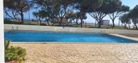 Casa Principe - ocean view just steps from the beach - B&B Quarteira