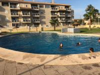 Disfruta Almerimar Gran Dúplex junto al Mar con AC en habitaciones y salón - B&B El Ejido