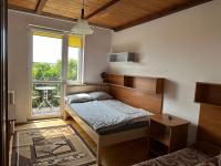 Chambre Triple avec Salle de Bains Privative Séparée