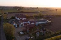 Green Cottage - Unique Family & Dog-Friendly Stay - Chambres d'hôtes Wirral