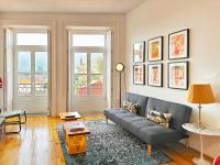 Full of light and color at the best spot in town - B&B Oporto