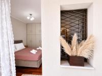 Stylish Stay for 3 - Haidari, Athens by ΜΡS - B&B Atenas