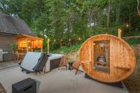 Ash-Villa Thrilla-Sauna-Theater-Putt Putt-Hot Tub - Chambres d'hôtes Asheville