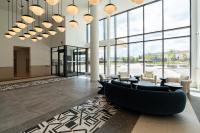 Escarpment Views - Luxury 1BR Condo - Resort-Style Amenities in North Burlington - B&B Burlington
