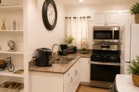 Luxury 2BR Guesthouse Near The Grove - B&B Los Angeles