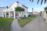 9 on Dolfyn - Chambres d'hôtes Yzerfontein