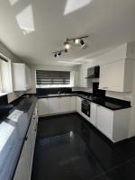 Modern 2-Bedroom Apartment flat in hendon with onsite free parking - B&B Hendon