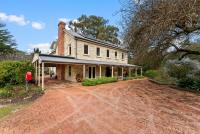Clair de Lune - Immersive Nature Retreat with Pool - B&B Carey Gully