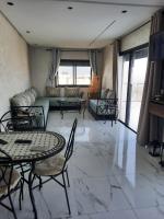 Rooftop Apartment With Beautiful Seaview - B&B Kenitra