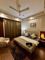 Luma Stay Netflix & Chill Near Expo Mart - B&B Greater Noida