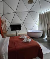 Glamping Caparaó |Hidro e Rio Privativo -Terracota - Chambres d'hôtes Pedra Menina