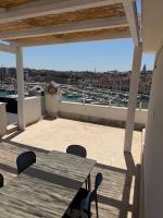 Eqora - Antica Dimora di Pescatori sul Porto - B&B Bisceglie